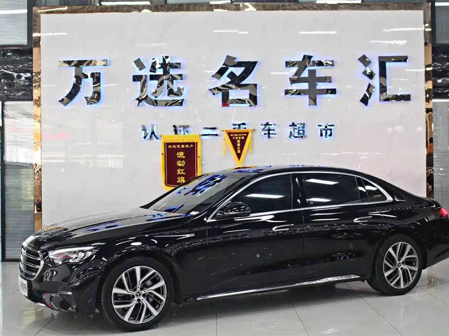 Mercedes-Benz E-Class 2024