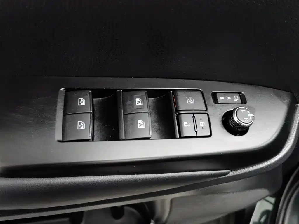 Toyota Highlander 2021 — фото 9