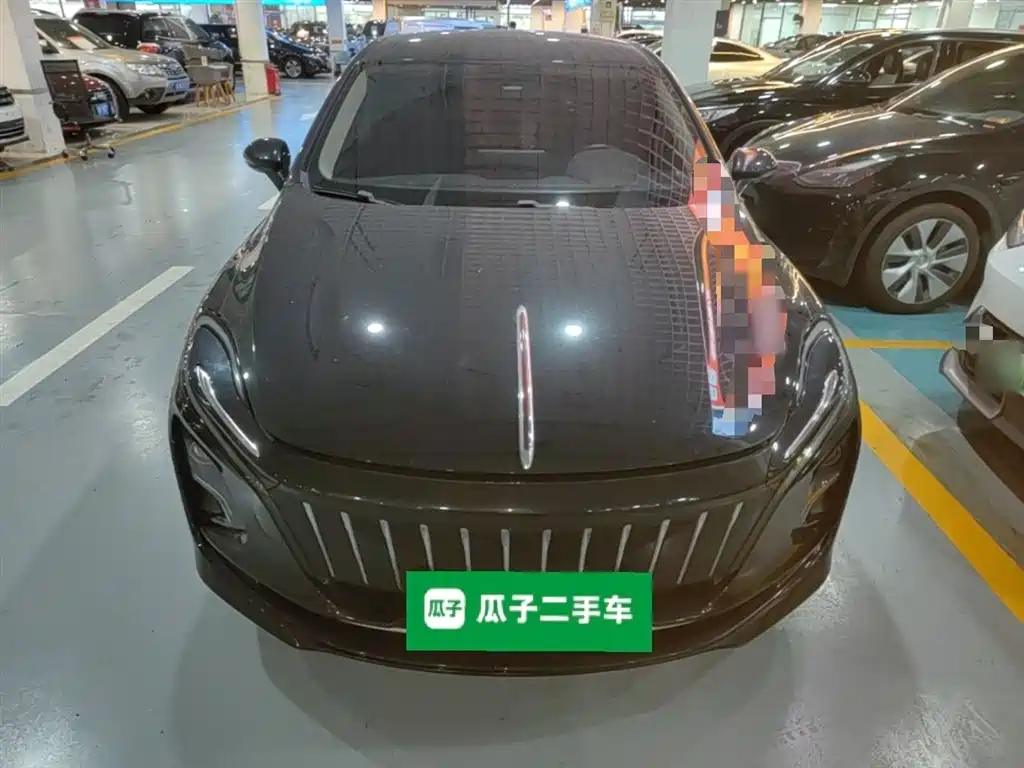 Hongqi E-QM5 2025 — фото 3