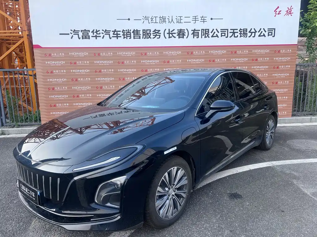 Hongqi E-QM5 2024