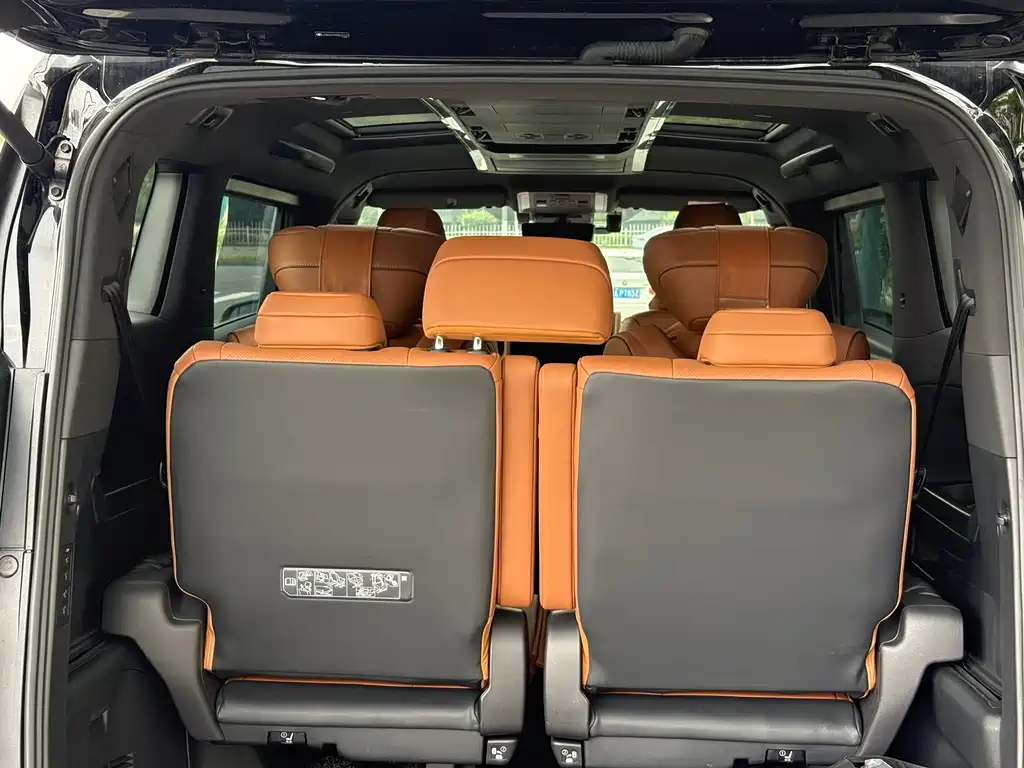 Toyota Vellfire 2025 — фото 9