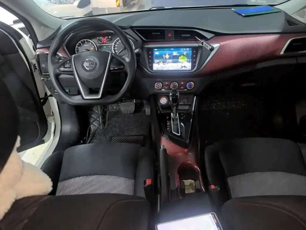 Nissan Bluebird 2019 — фото 10