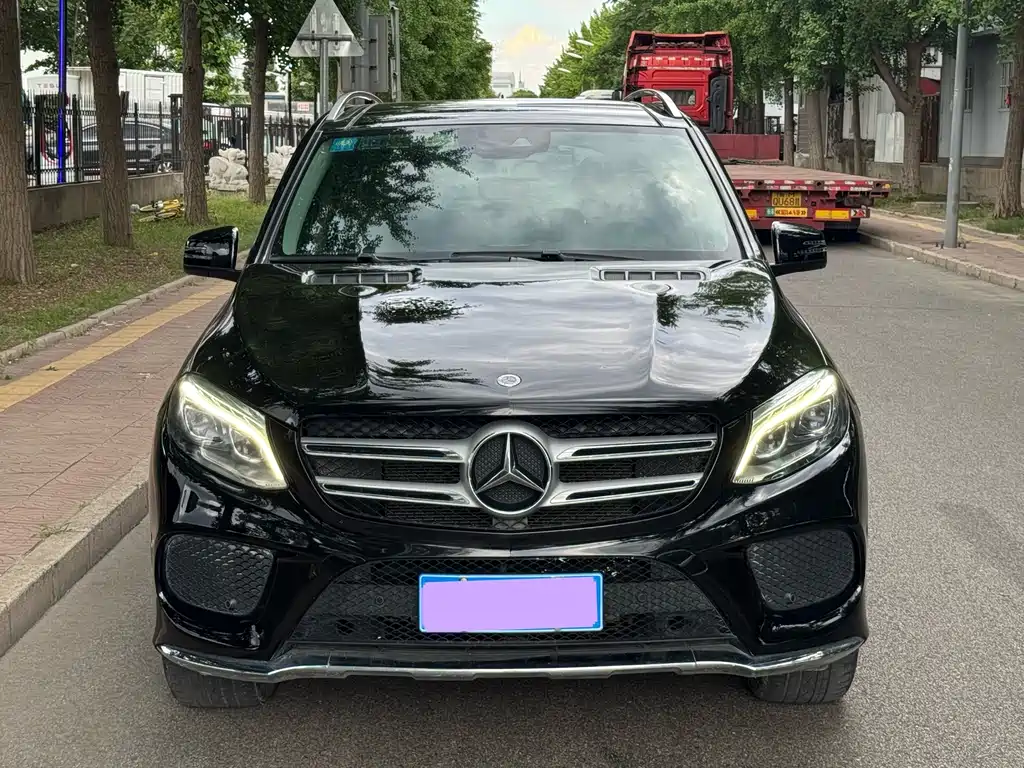Mercedes-Benz GLE 2017 — фото 2