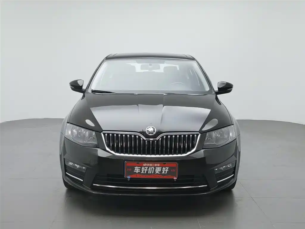 Skoda Octavia 2017 — фото 3
