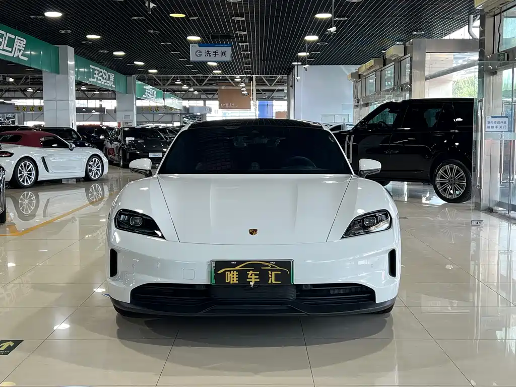 Porsche Taycan 2025