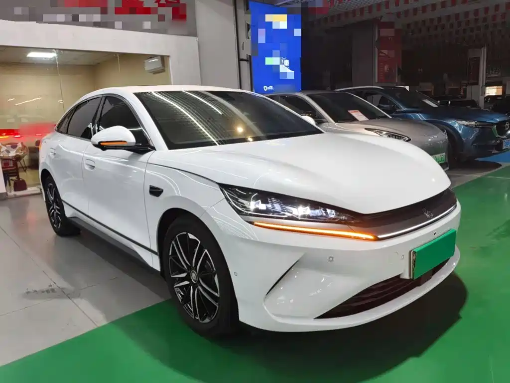 BYD Qin L 2025 — фото 23