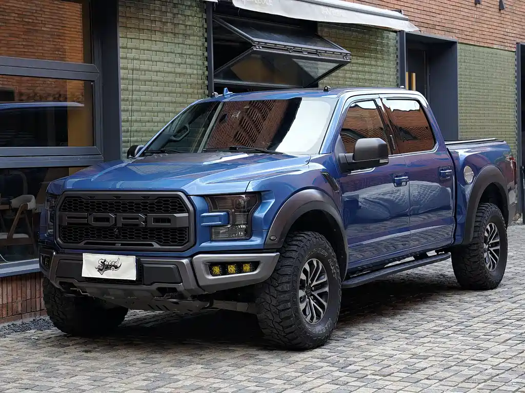 Ford F-150 Raptor 2020 — фото 1
