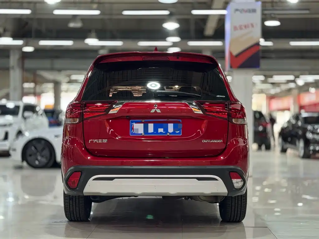 Mitsubishi Outlander 2020