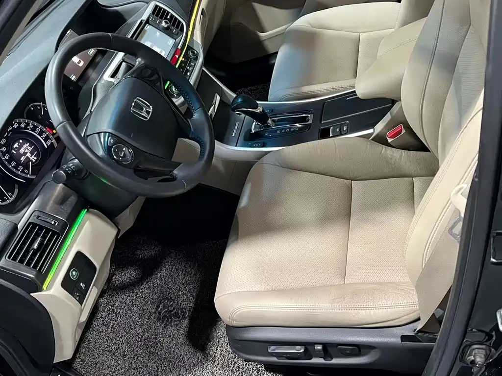 Honda Accord 2015 — фото 7