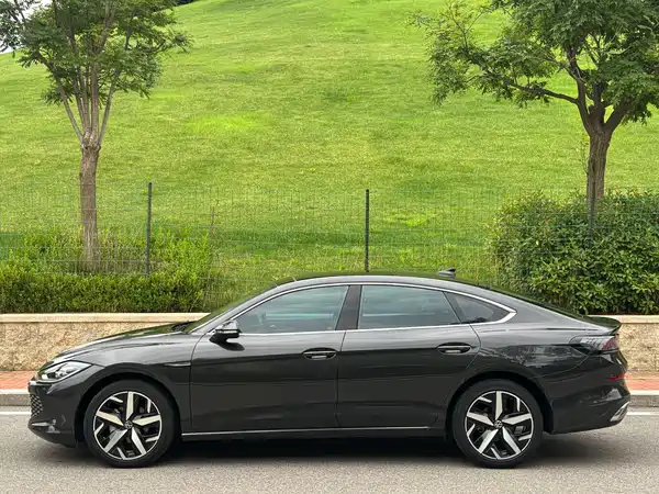 Volkswagen Lamando 2023