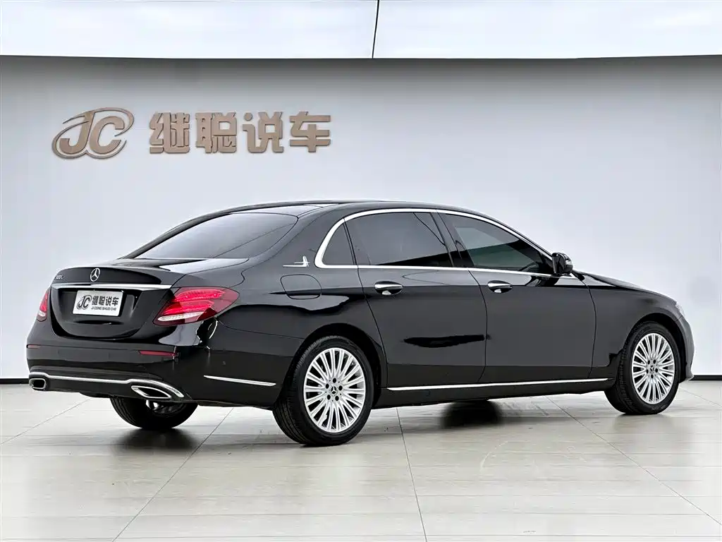 Mercedes-Benz E-Class 2020 — фото 5