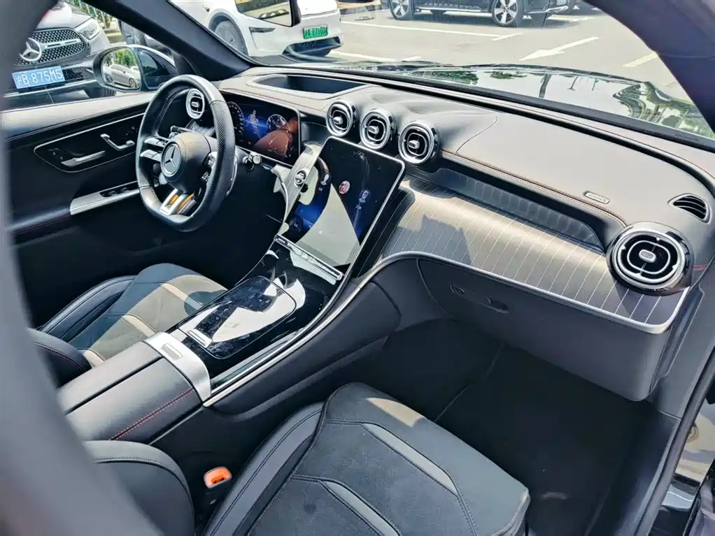 Mercedes-Benz GLC AMG 2025 — фото 20