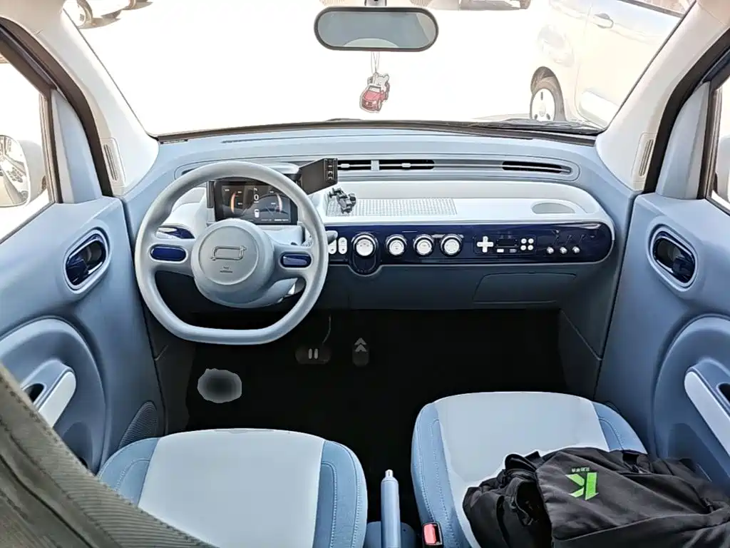 Bestune Pony 2025 — фото 10