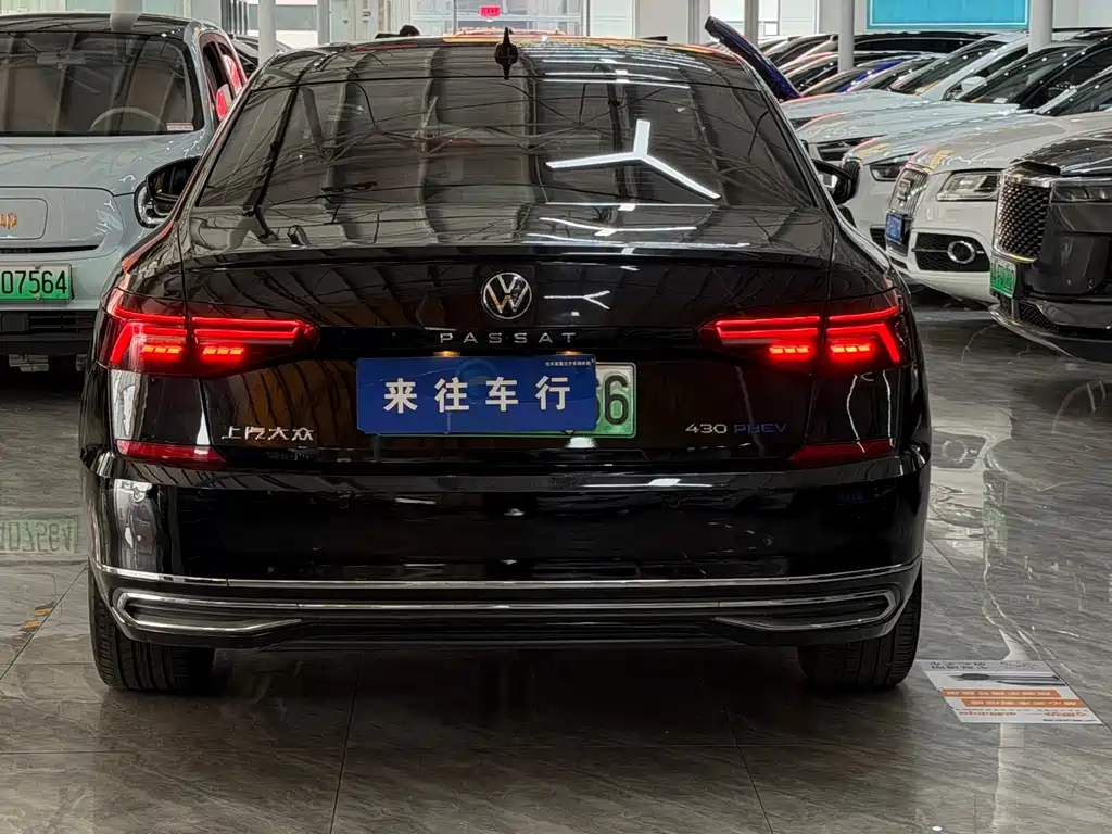 Volkswagen Passat PHEV 2021 — фото 18