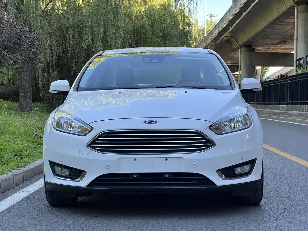 Ford Focus 2016 — фото 2