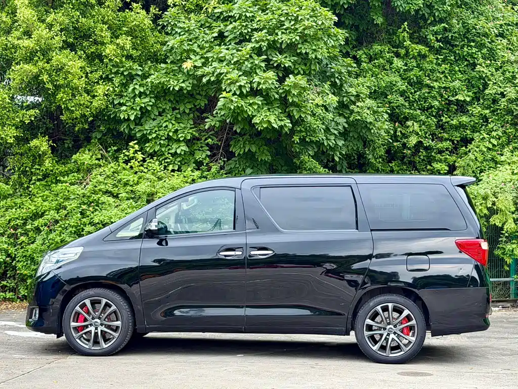 Toyota Alphard 2012 — фото 6