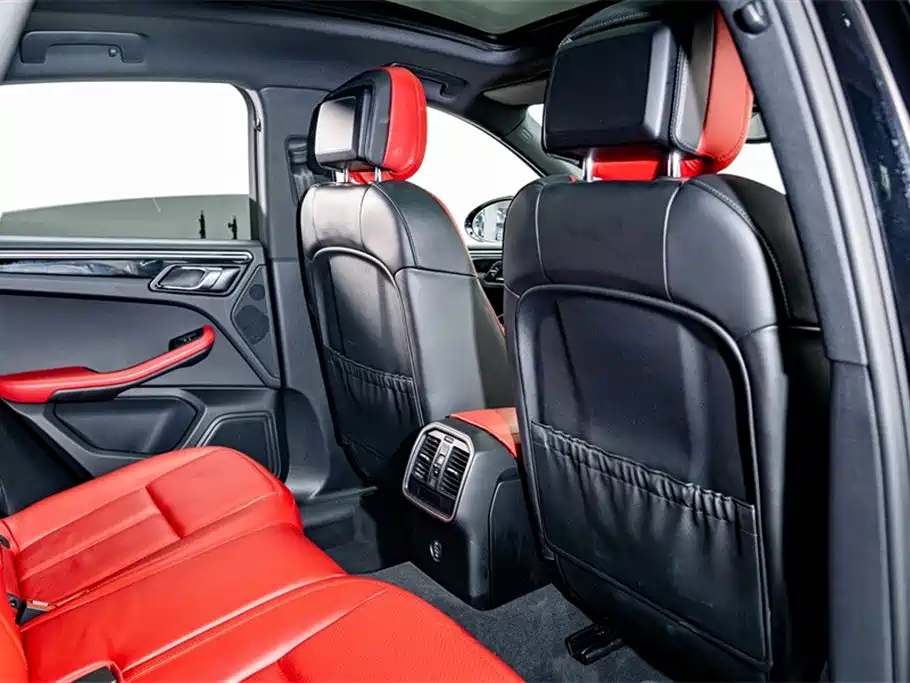 Porsche Macan 2018 — фото 20
