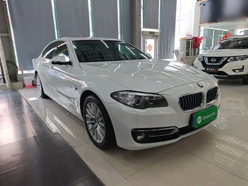 BMW 5 Series 2016 — фото 4