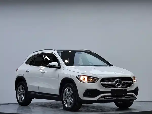 Mercedes-Benz GLA 2021