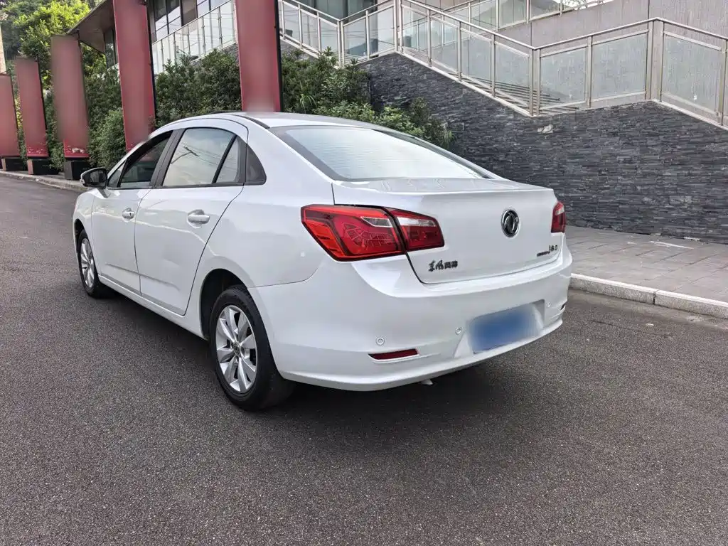 Dongfeng Fengshen L60 2018 — фото 25