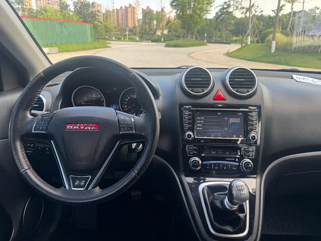 Haval H6 2015 — фото 17