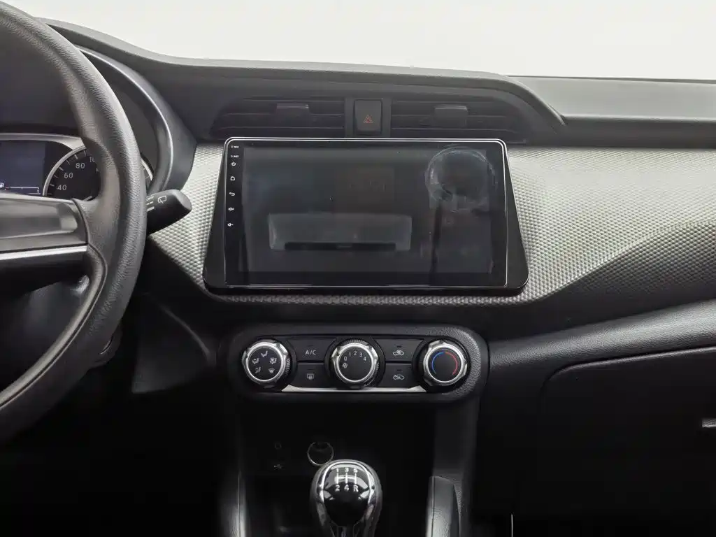 Nissan Kicks 2018 — фото 12