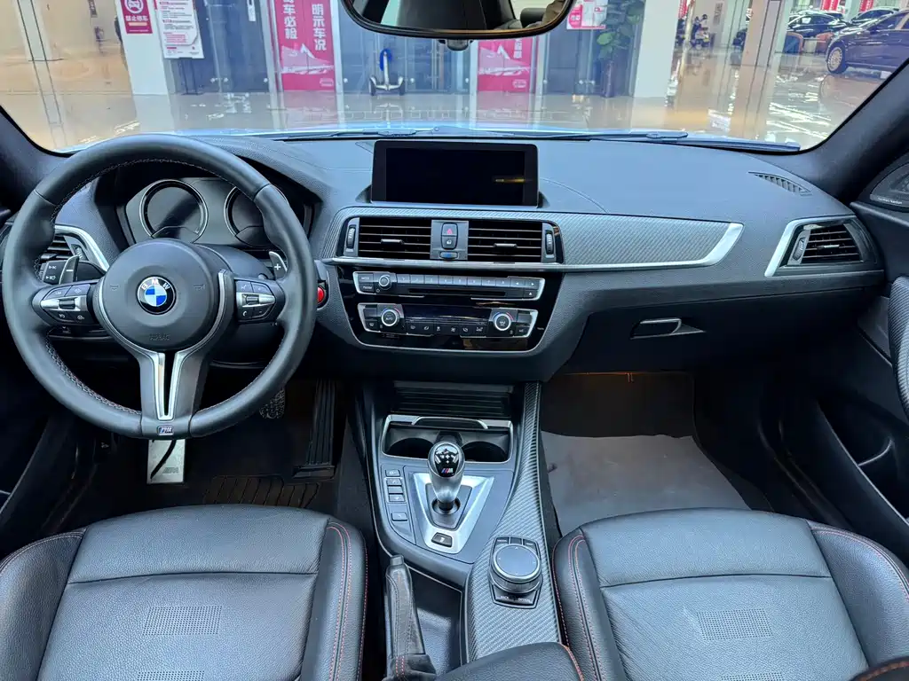 BMW M2 2019 — фото 11