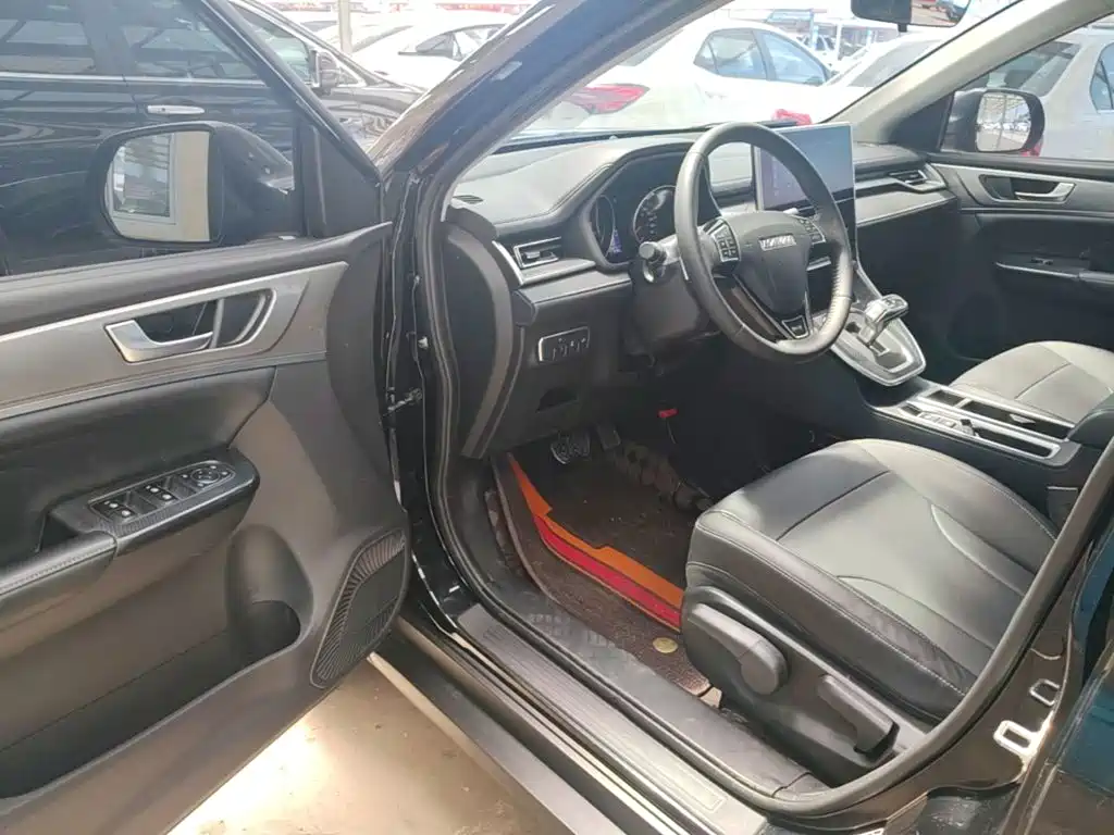Haval M6 2023 — фото 16