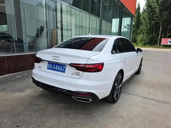 Audi A4L 2025