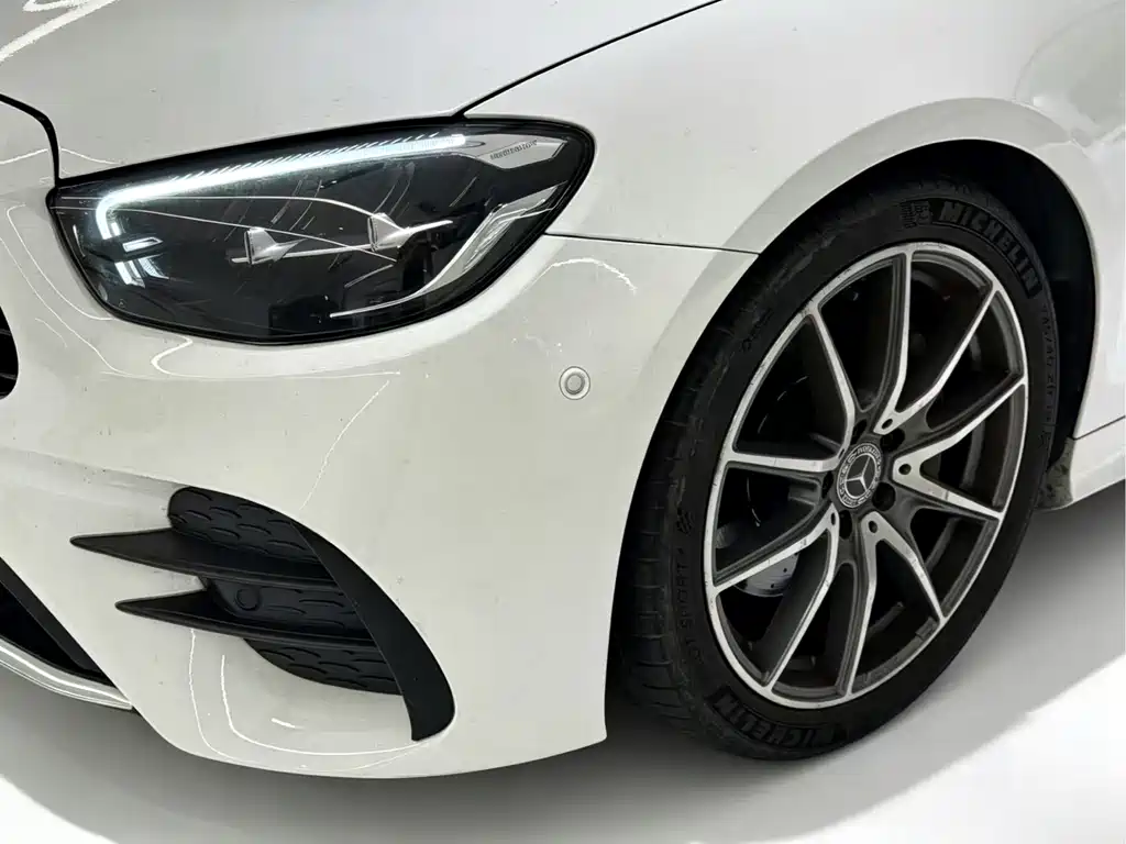 Mercedes-Benz E-Class 2021 — фото 12