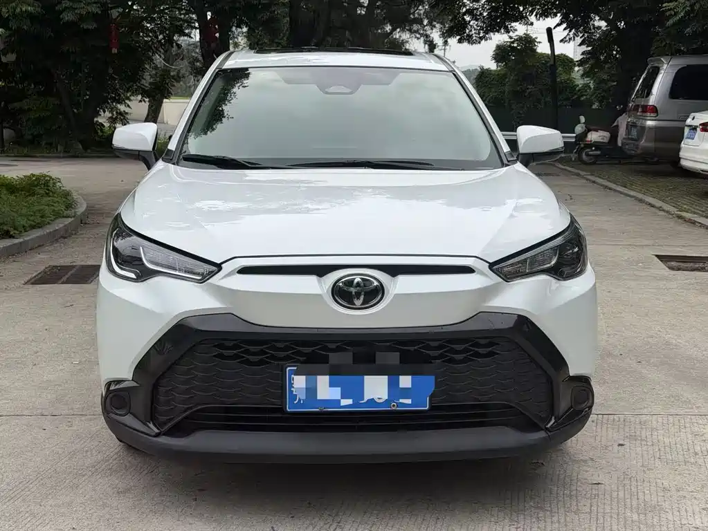 Toyota Frontlander 2023
