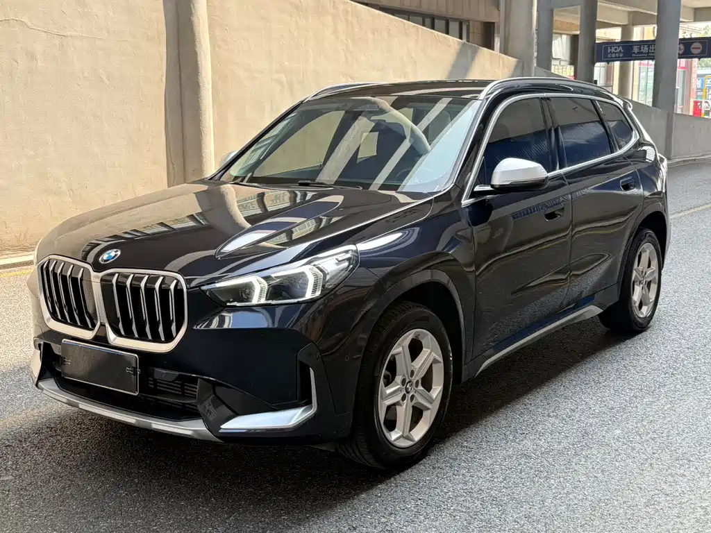 BMW X1 2024 — фото 1