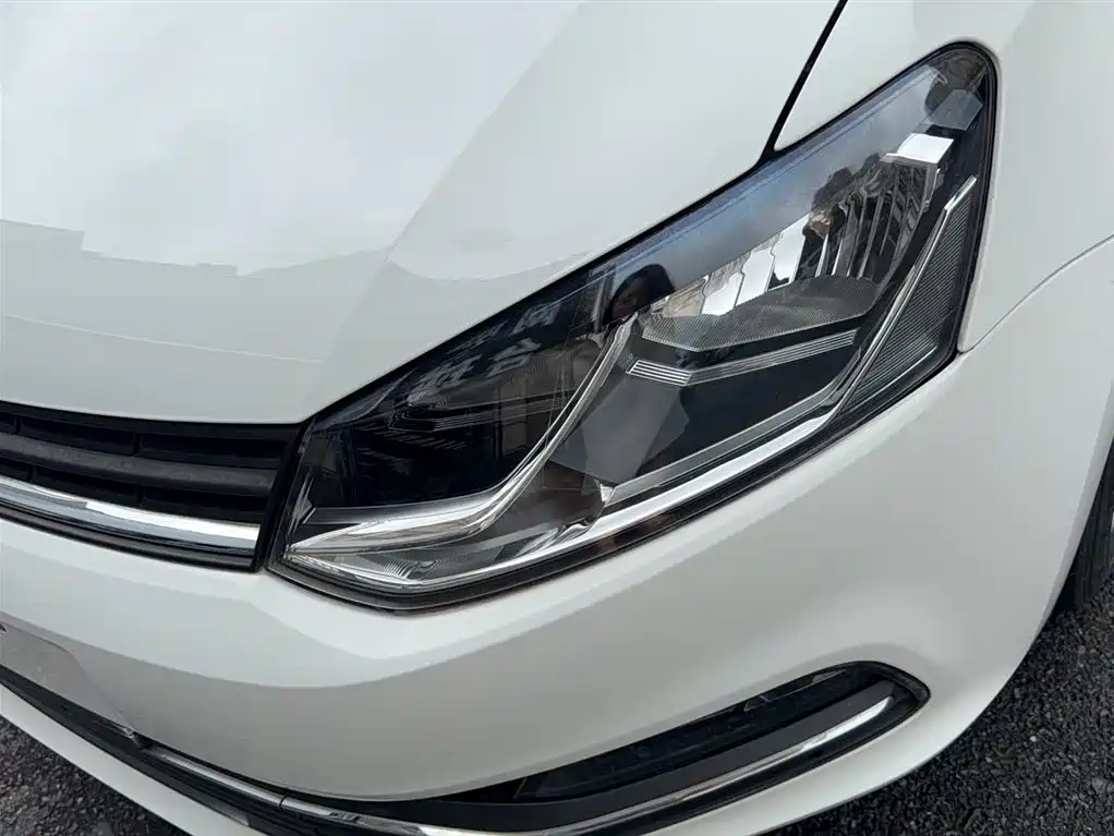 Volkswagen Polo 2019 — фото 18