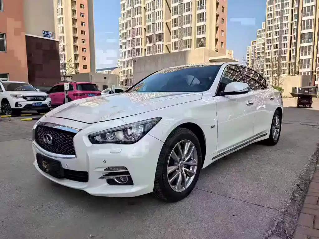 Infiniti Q50L 2017