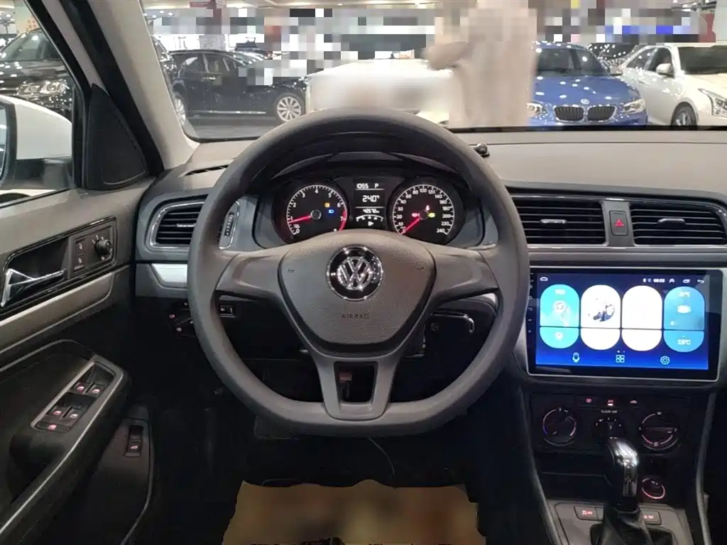 Volkswagen Lavida 2018 — фото 11