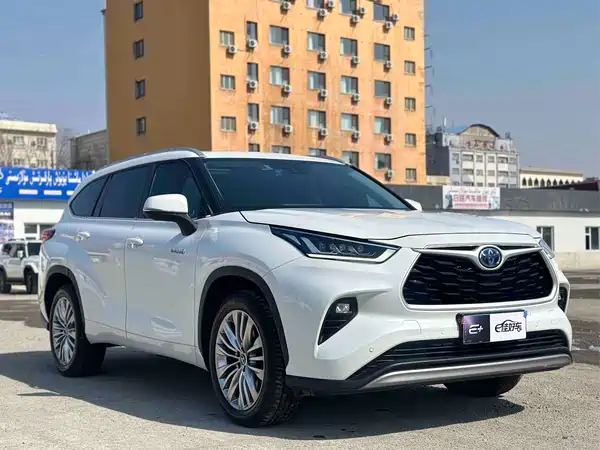 Toyota Highlander 2024