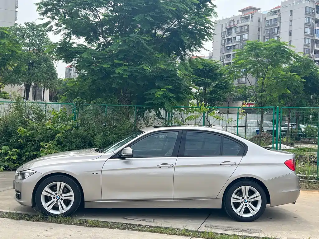 BMW 3 Series 2013