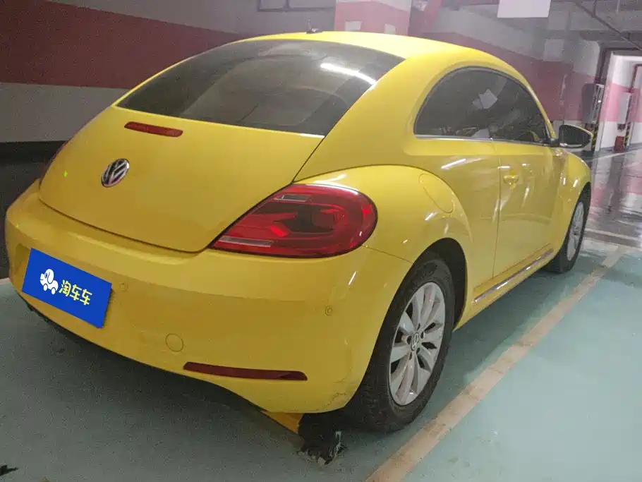 Volkswagen Beetle 2014