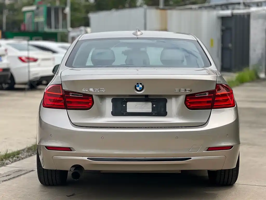 BMW 3 Series 2013 — фото 9