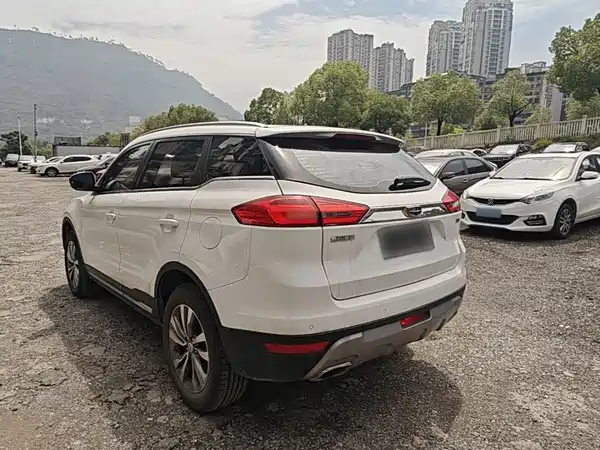 Geely Boyue 2017