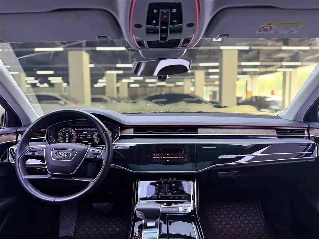 Audi A8 2018 — фото 13