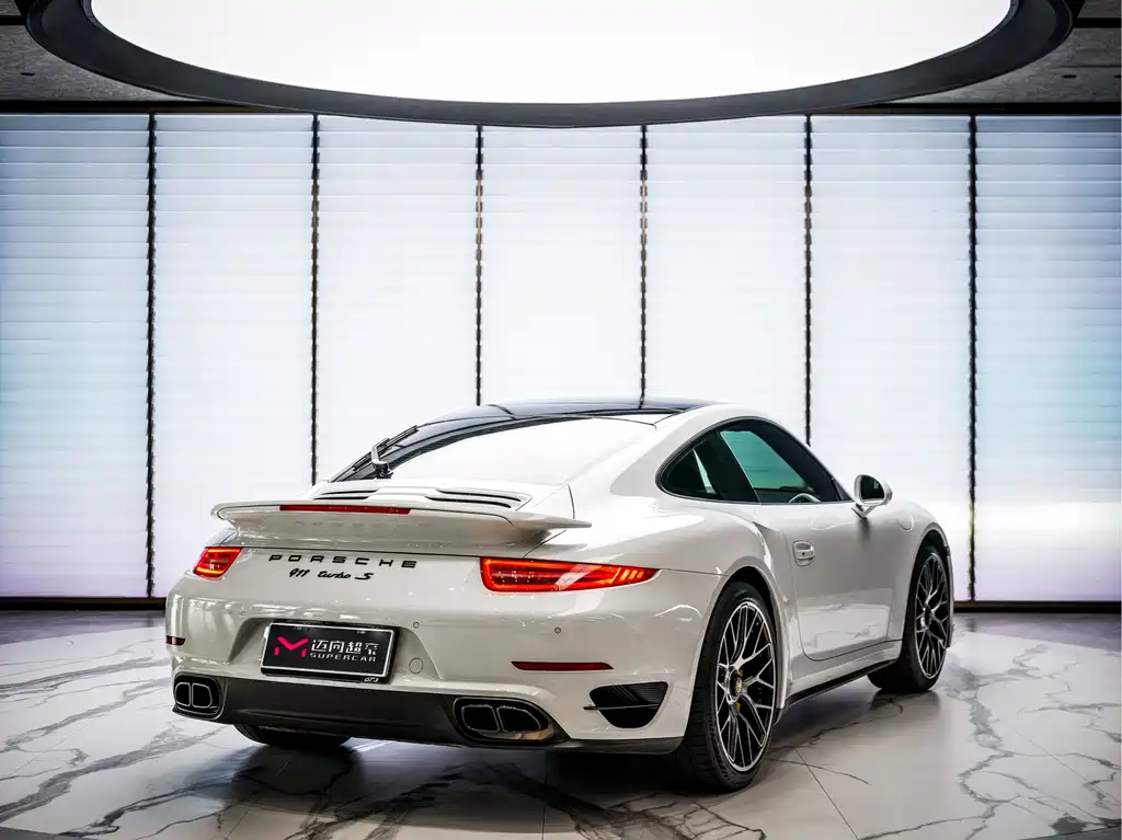 Porsche 911 2015