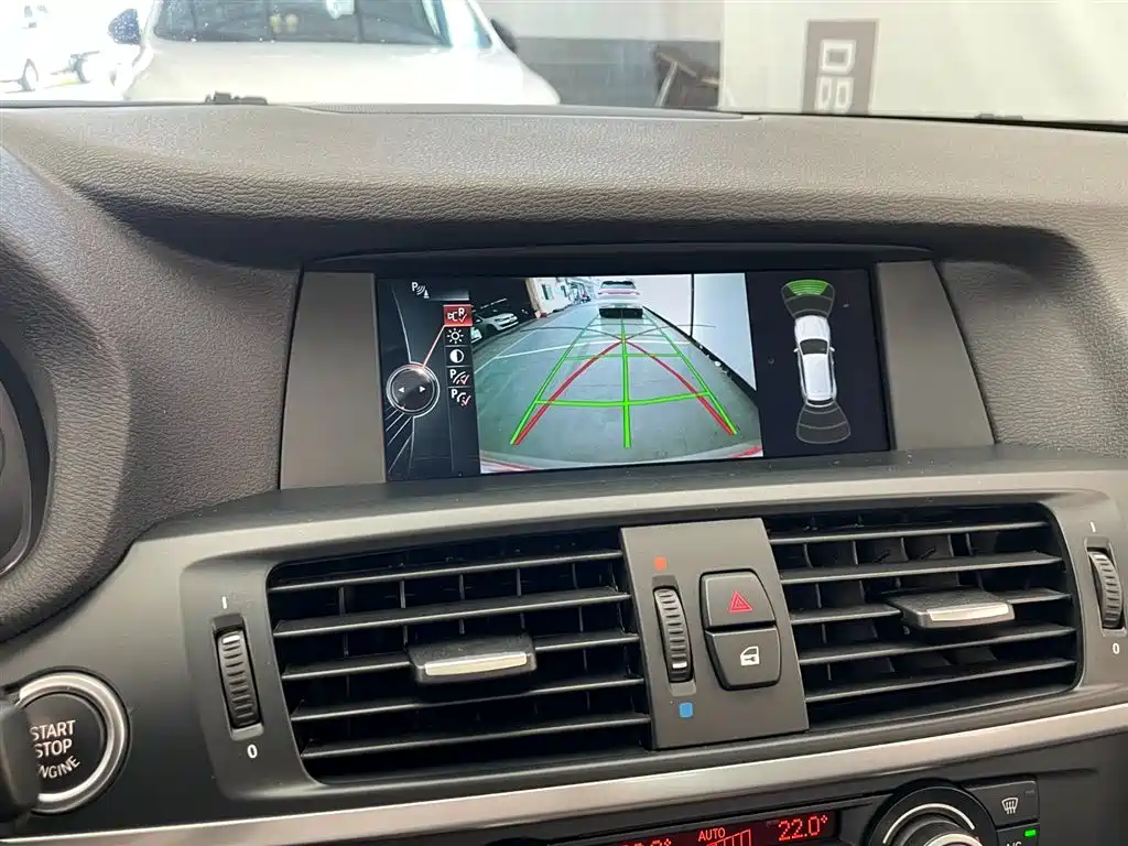 BMW X3 2014 — фото 11
