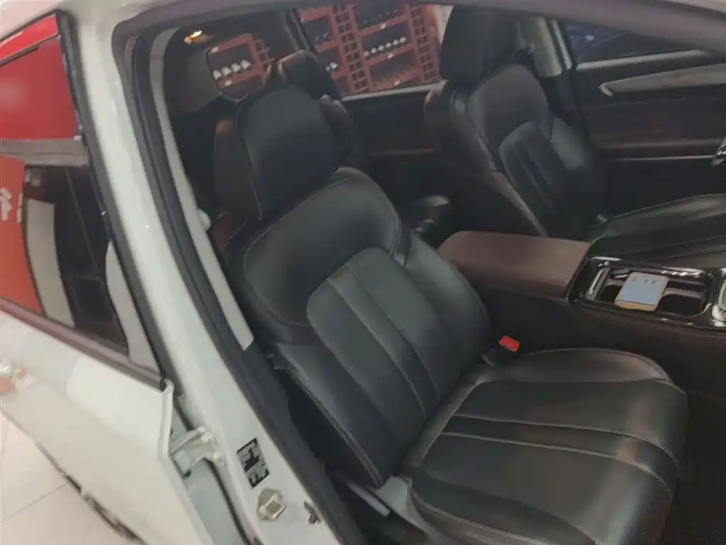 GAC Motor Trumpchi M6 2023 — фото 25