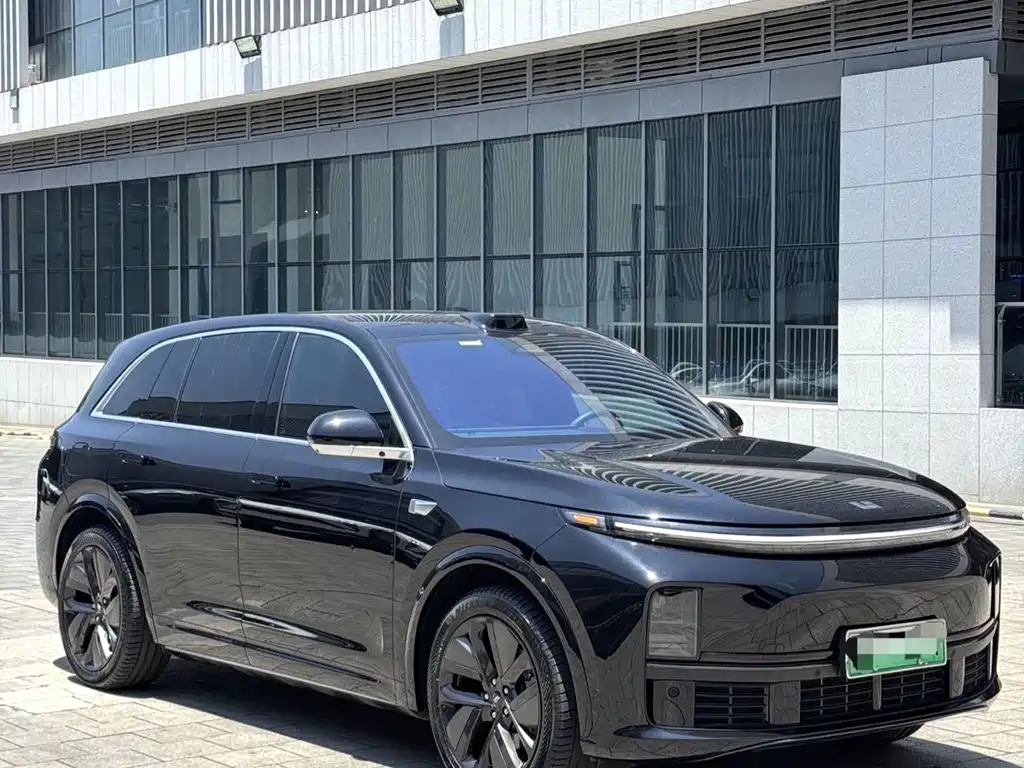 Li Auto Li L7 2025