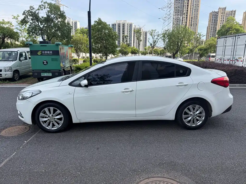 Kia K3 2015