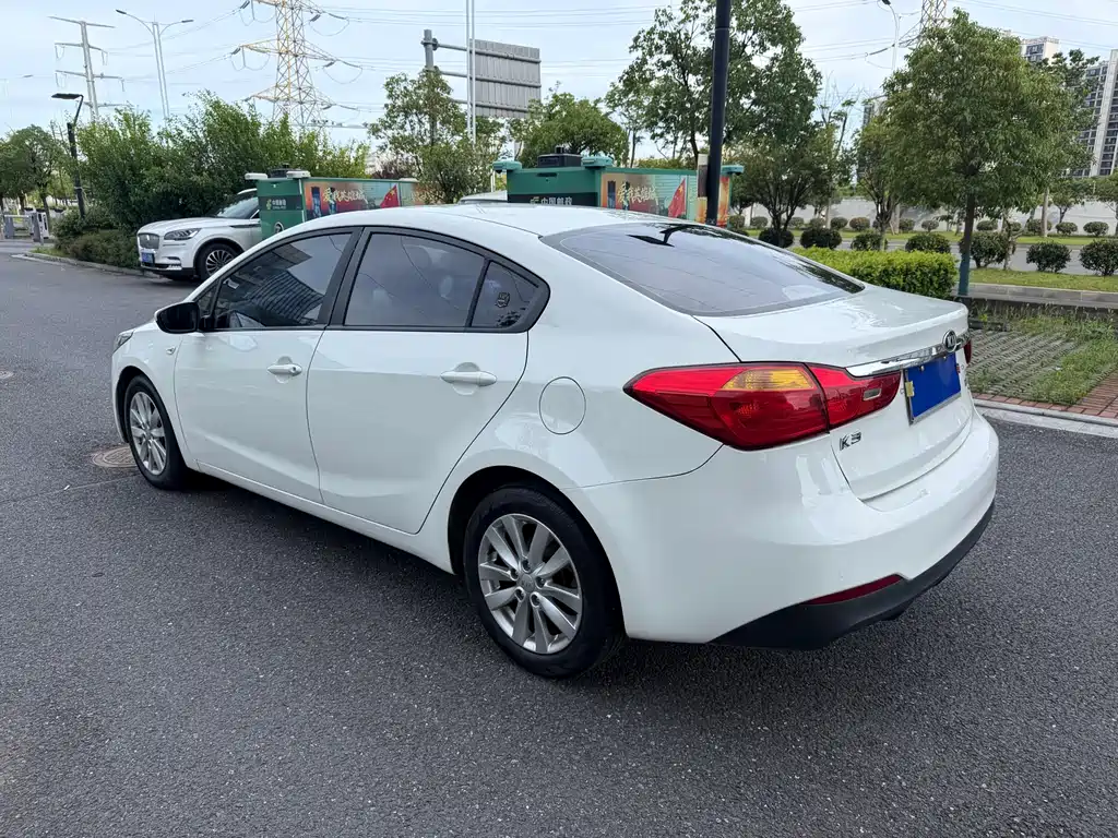 Kia K3 2015