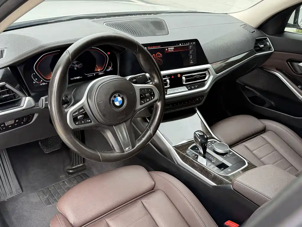 BMW 3 Series 2021 — фото 15