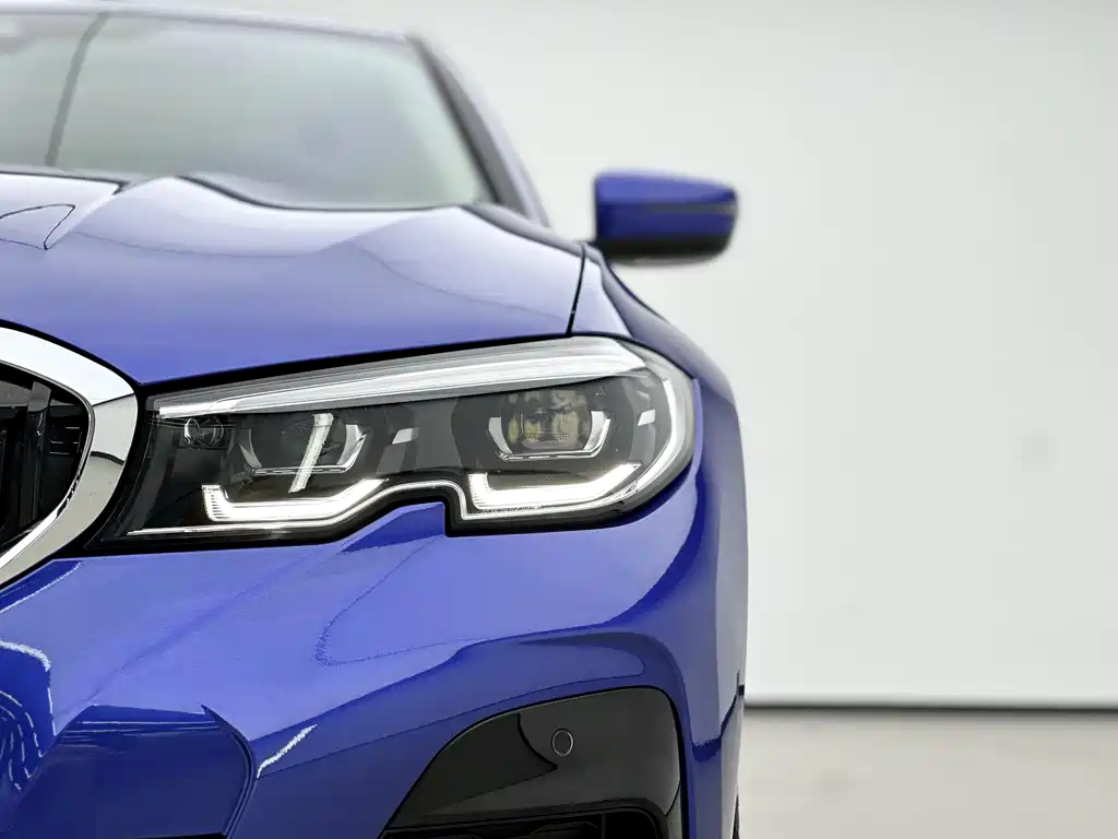 BMW 3 Series 2020 — фото 10