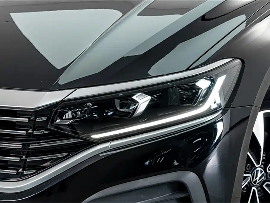 Volkswagen Passat 2025 — фото 4